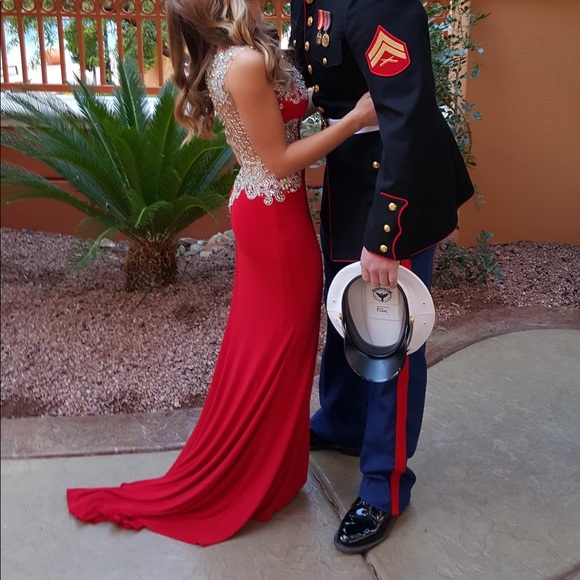 Red beaded ball/prom dress - Picture 2 of 2